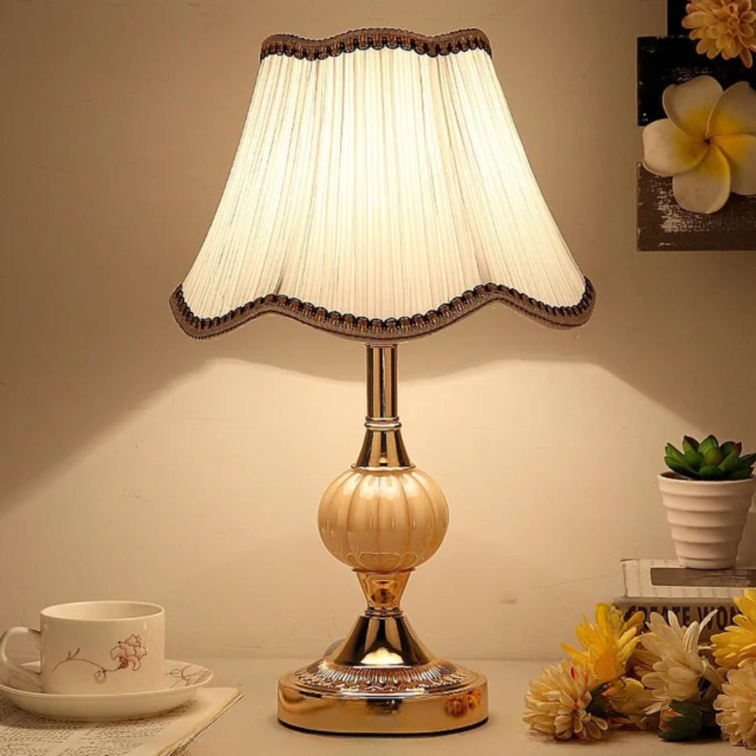 Quixy Floral Shade Table Lamp