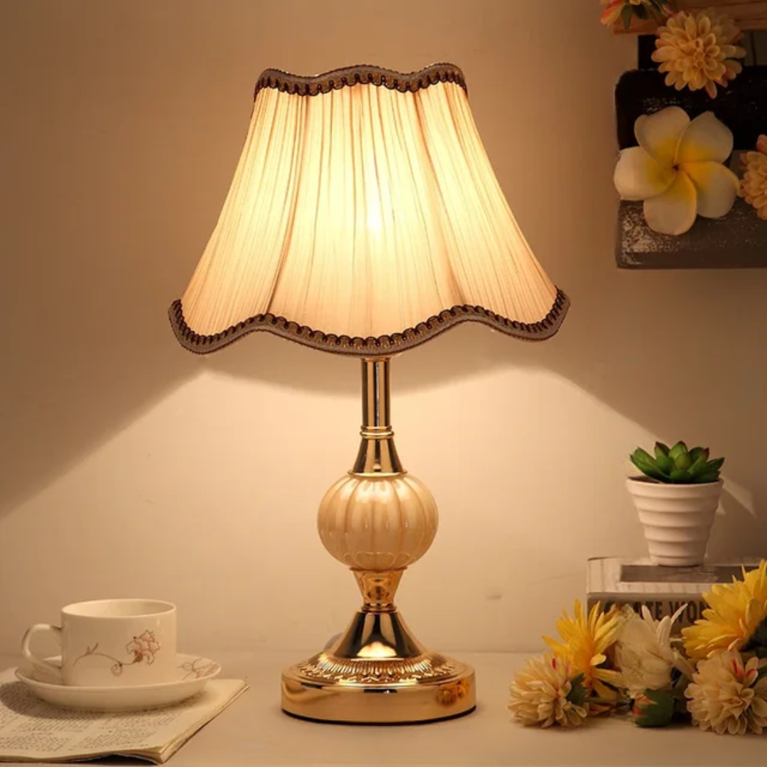 Quixy Floral Shade Table Lamp