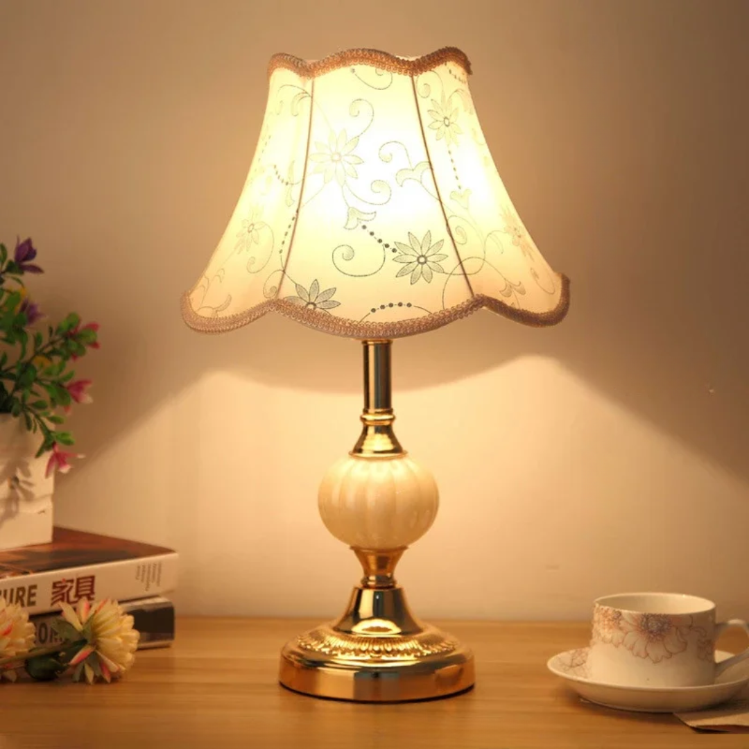 Quixy Floral Shade Table Lamp