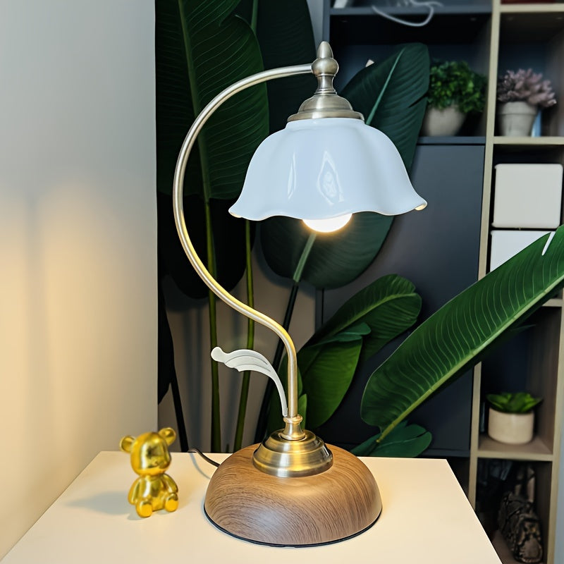 Vintage Goose Neck Floral Shade USB Table Lamp