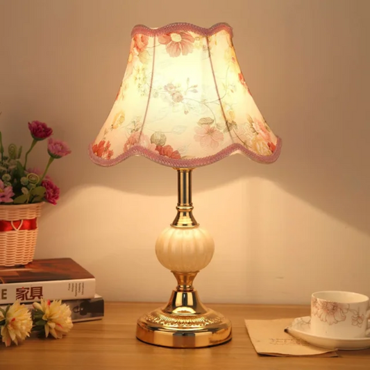 Quixy Floral Shade Table Lamp