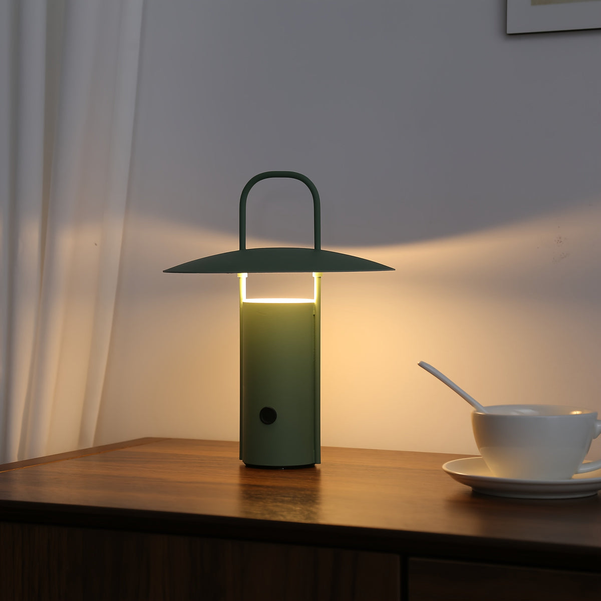 Wireless Metal Dome Touch Lamp