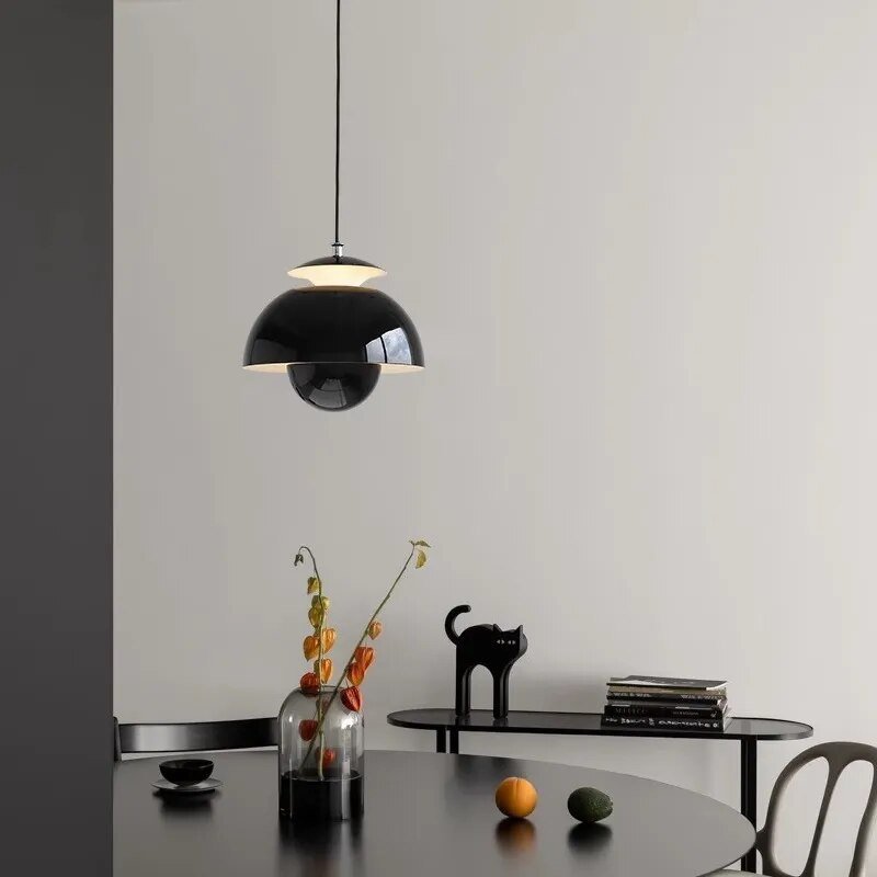 Scandinavian Flower-Bud LED Pendant Light