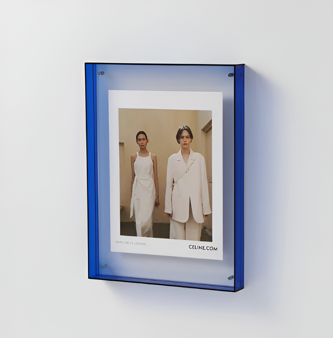 Seravina Clear Acrylic Photo Frame