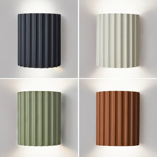 Ribbed Resin Wall Lamp