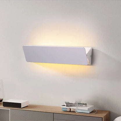 White Linear Aluminium Acrylic LED Wall Lamp