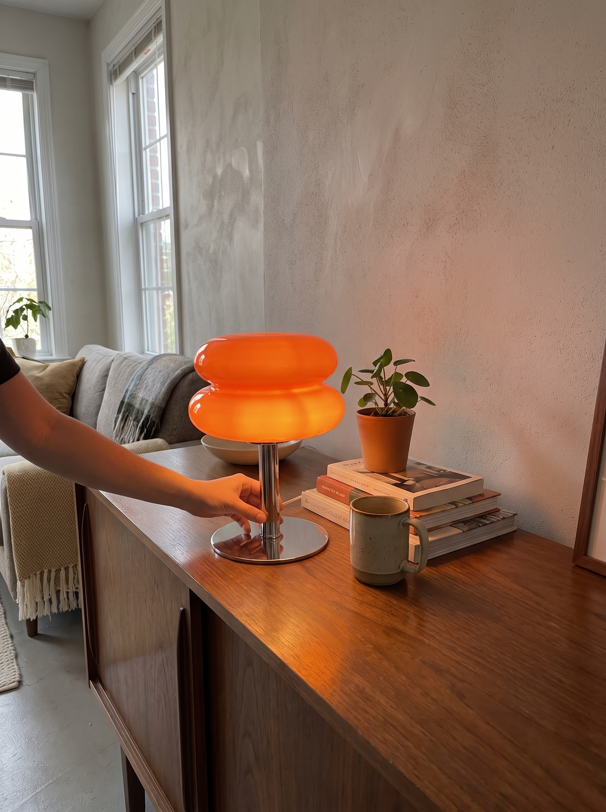 Sculpted Glass Table Lamp lifestyle view 1
