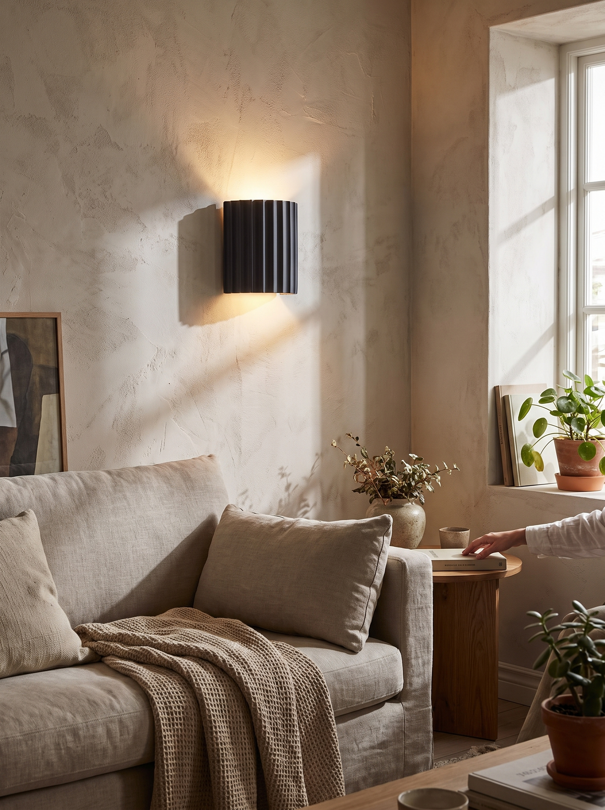 Ribbed Resin Wall Lamp lifestyle view 1