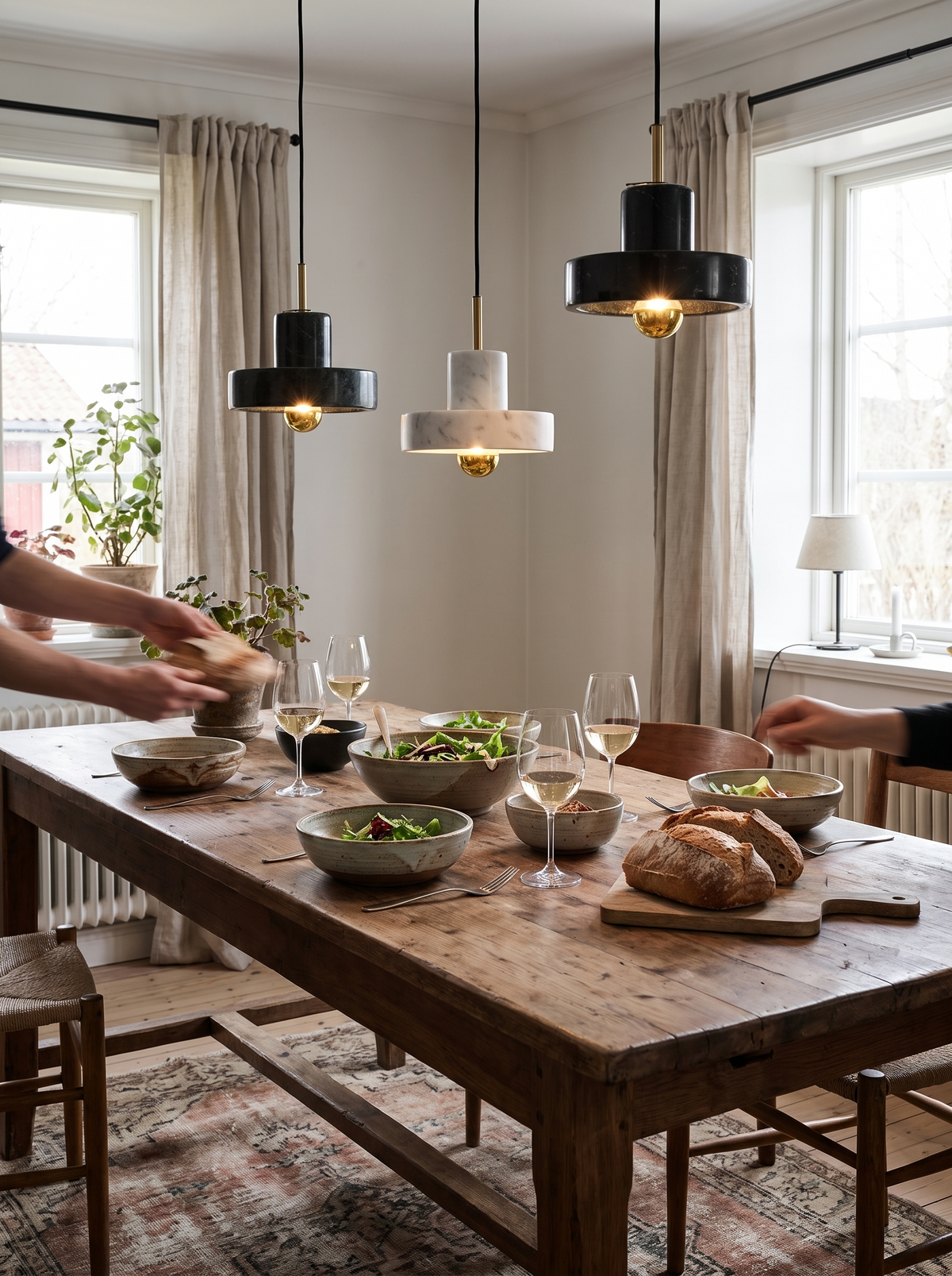 A Focal Point For Dining